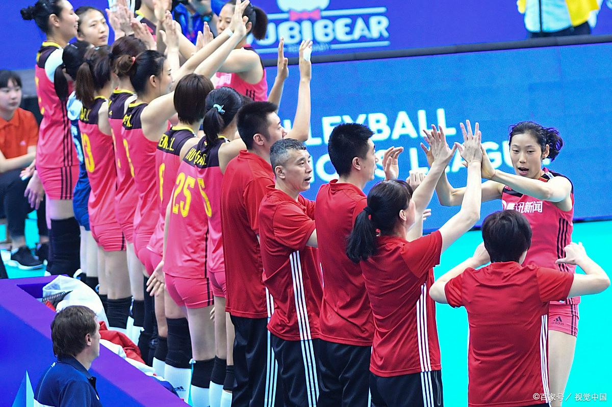 一场经典之战！排球点燃球迷热情