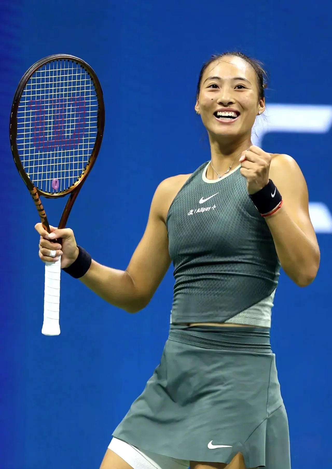 网球赛季收官，冠军榜单揭晓