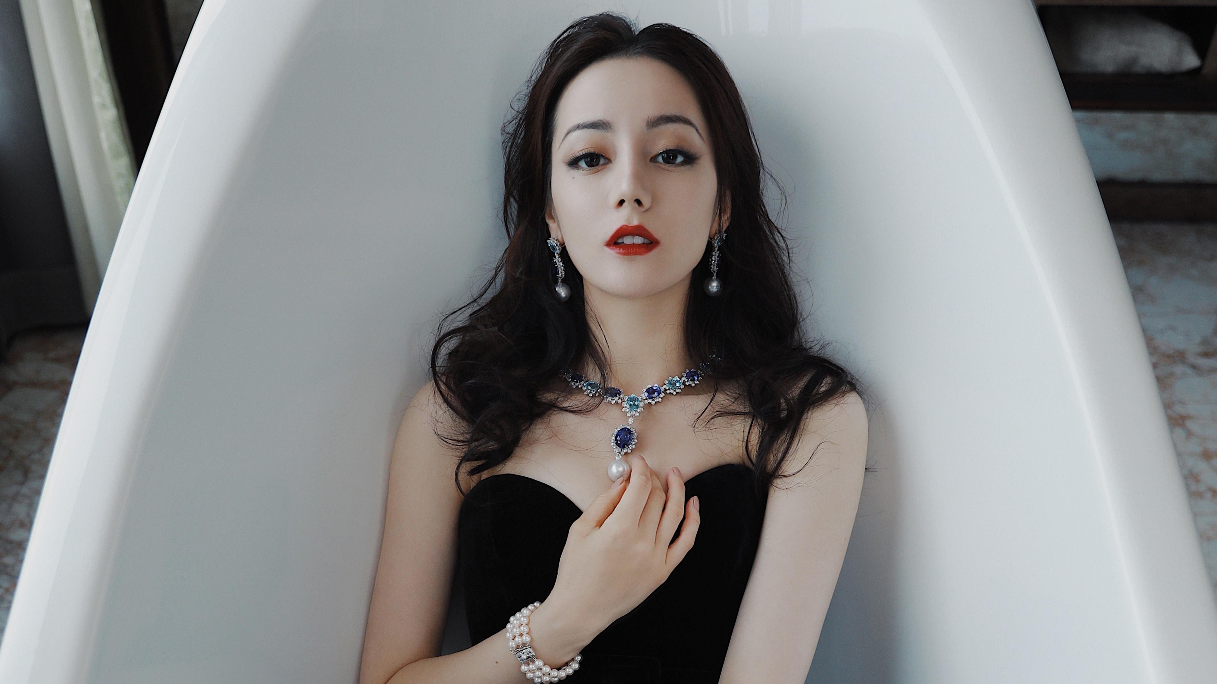 当浓眉开启无解模式,我们正在见证篮球定义的进化