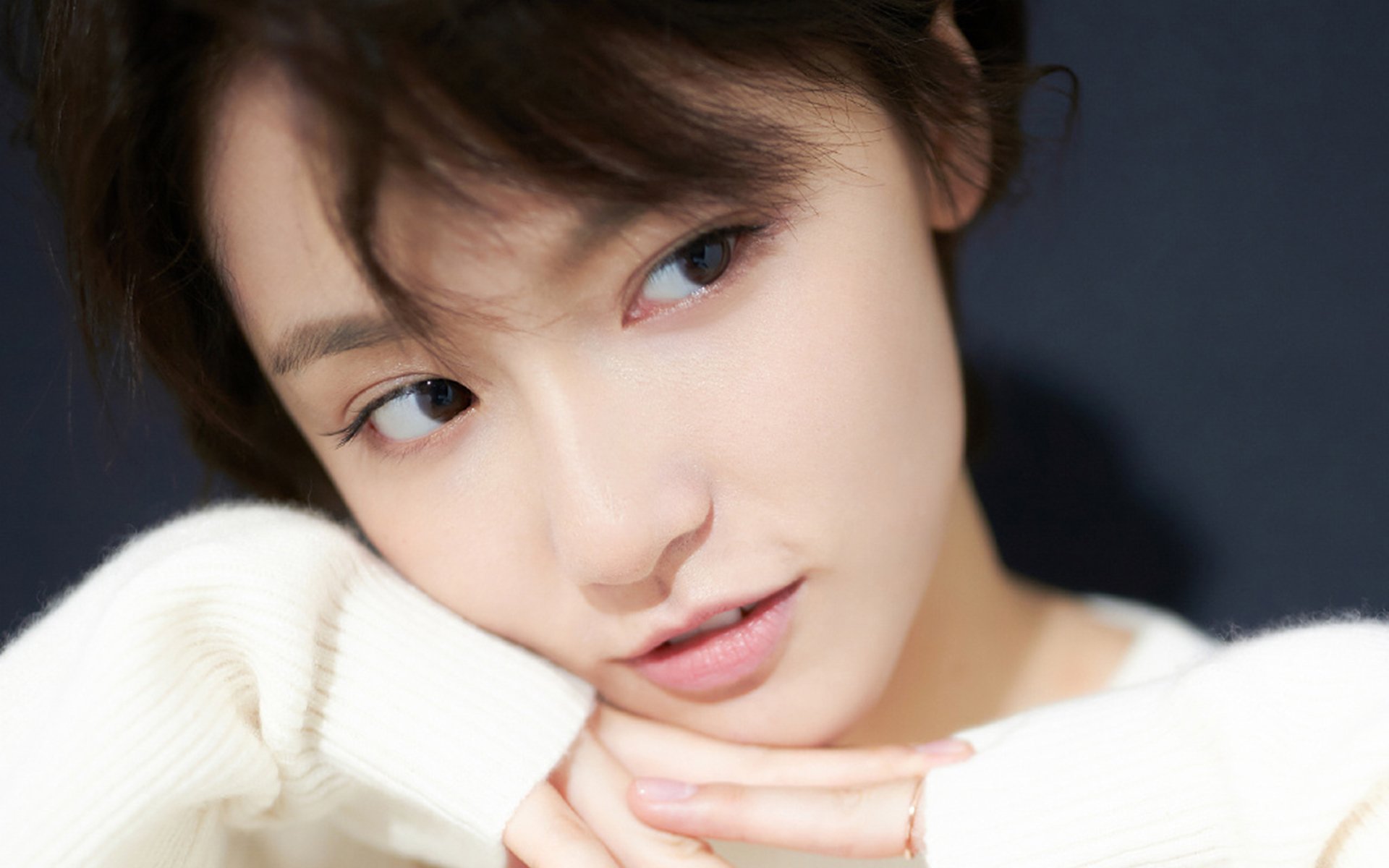 雷霆单节制胜奇才的战术风暴，詹姆斯的欧冠半决赛接管艺术，体育中关键时刻的跨越领域解读