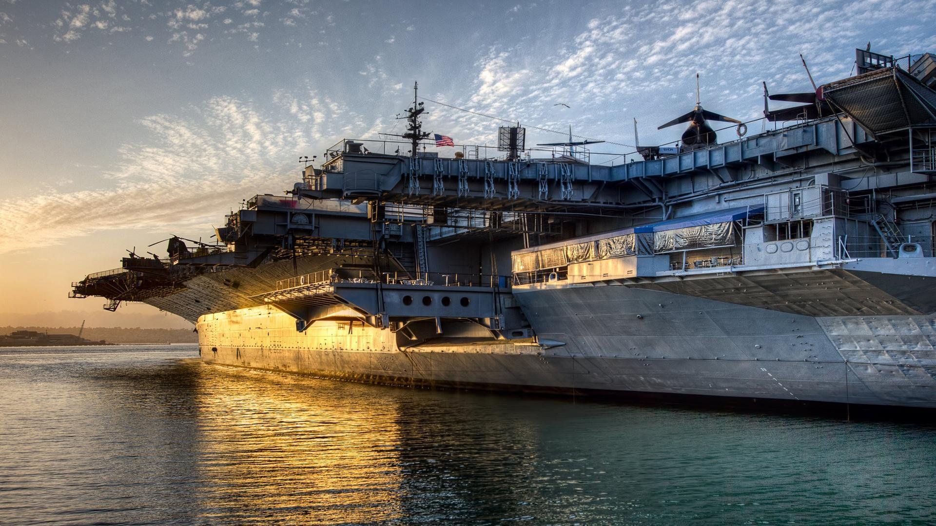 铁幕与新生，当班凯罗用防守宣告主宰，雄鹿的利刃在无声中锈蚀