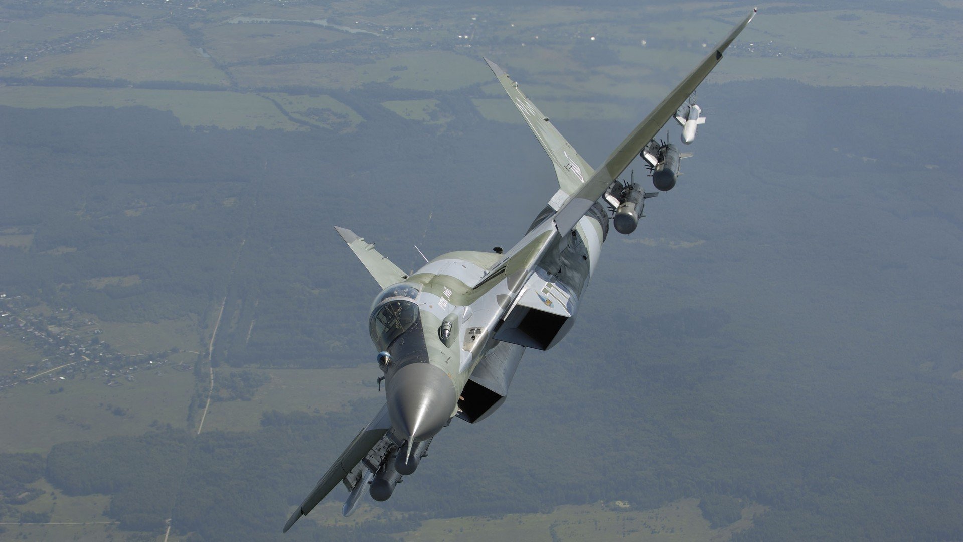 淬火成金，萨内在欧冠重压下完成救赎，一脚任意球改写所有质疑