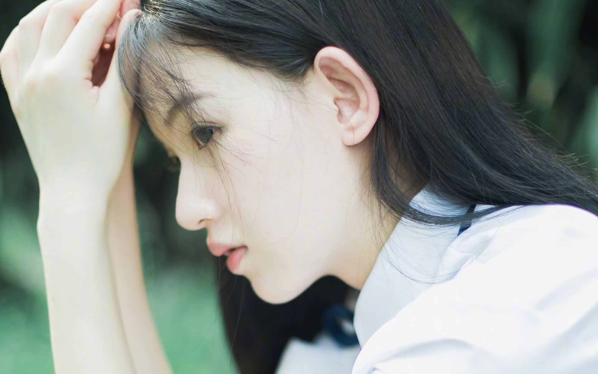 首先，我们扩展思维，打造一个独特的标题